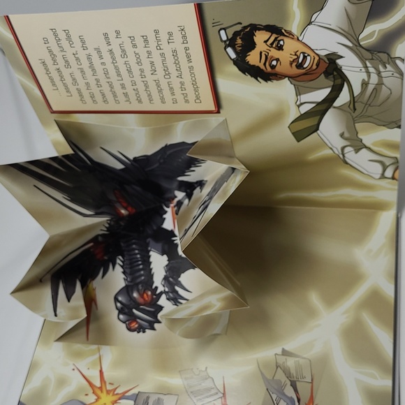 2011 HASBRO "TRANSFORMERS DARK OF THE MOON" ACTION POP-UP BOOK - READERS DIGEST - Picture 9 of 14